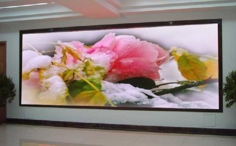 成都led顯示屏廠家：選購led顯示屏需注意哪些事項？